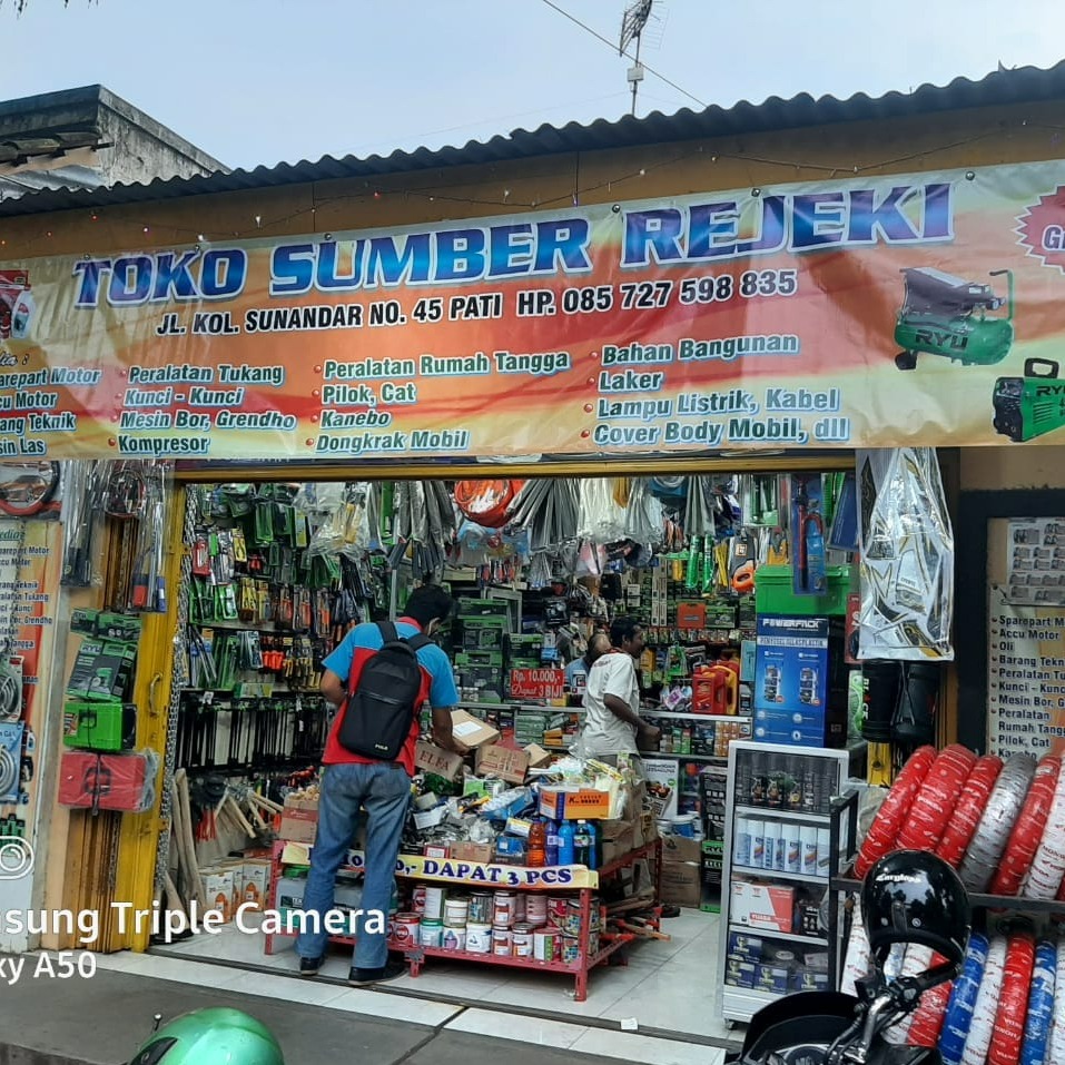 Warung Kopi di Jalan Ir Juanda: Saingan Rival Saat Citimall Datang